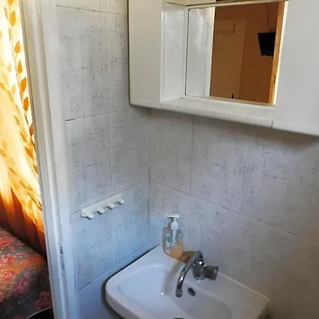 Hotel Akanthos *