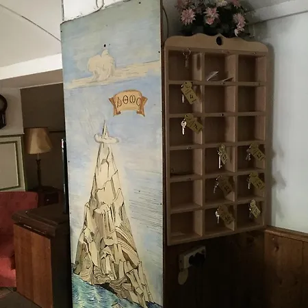 Hotel Akanthos *
